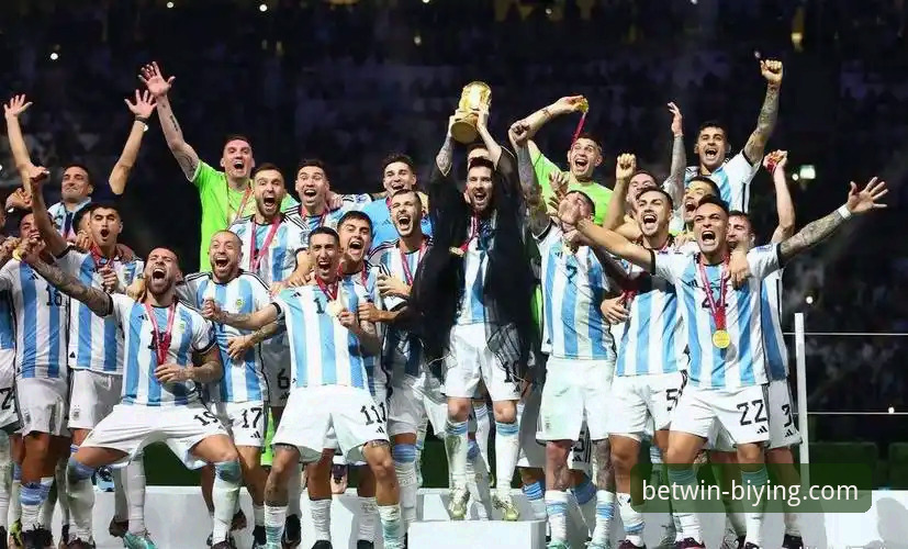 揭秘：阿根廷世界杯卫冕之路的“高空轰炸机”为何提前返航？